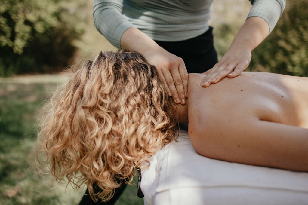 massage nuque Renaturessence